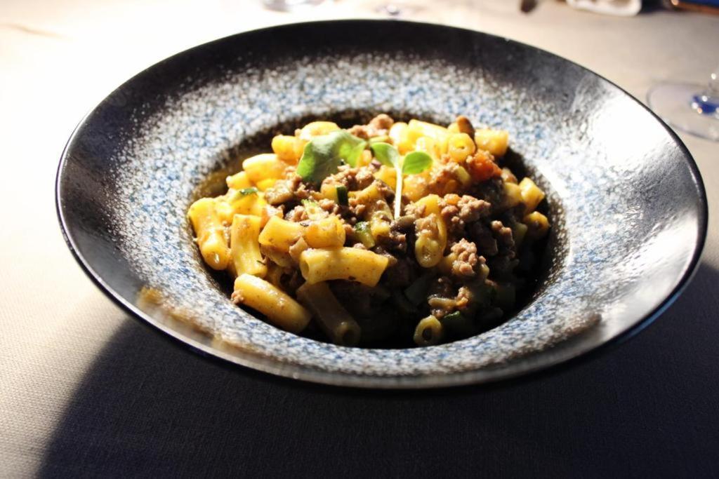 Hotel Ristorante Al Fiore 페스키에라델가르다 외부 사진